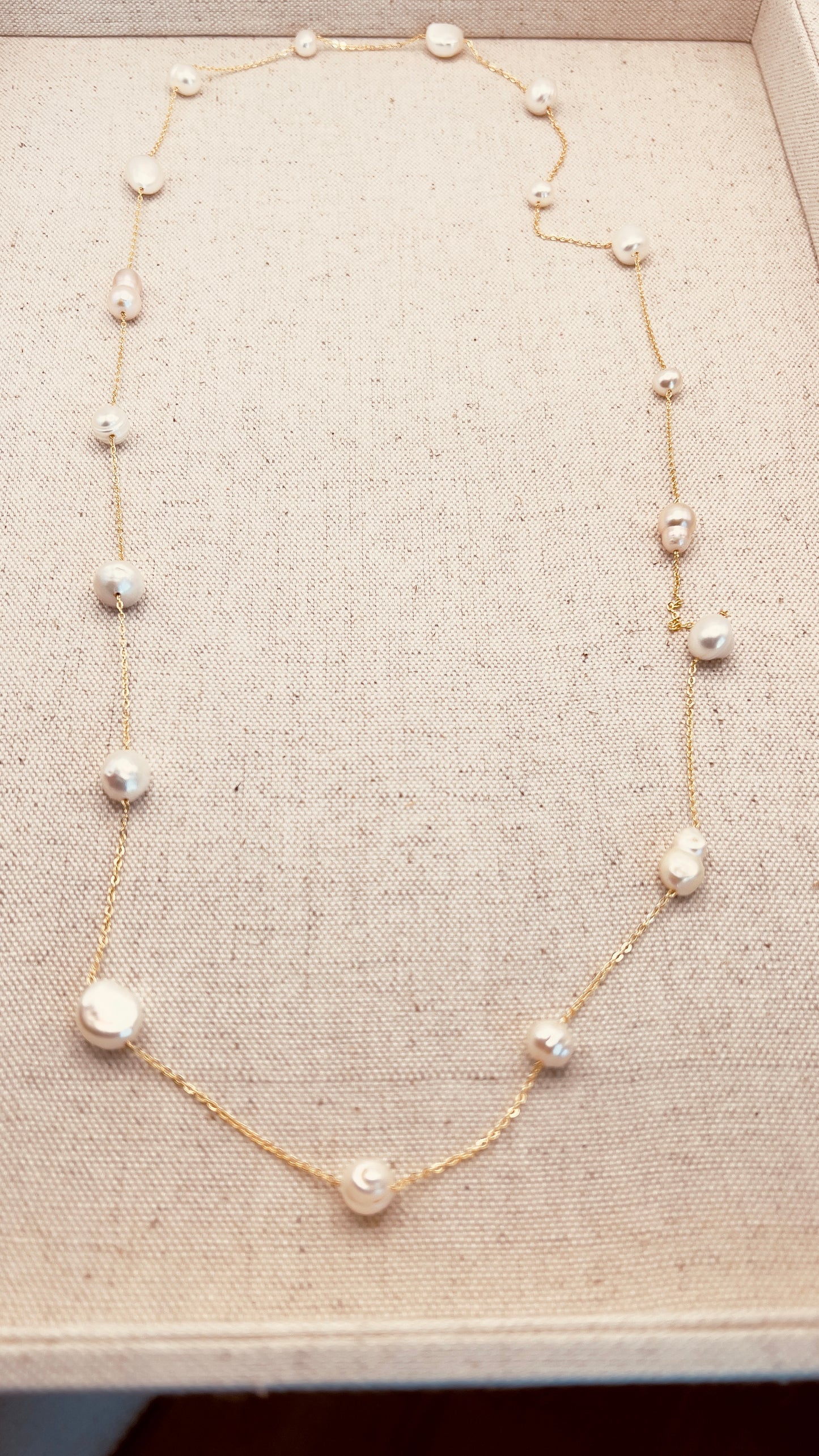 Necklace with Intertwined Fresh Water Pearls in Gold Filled Chain