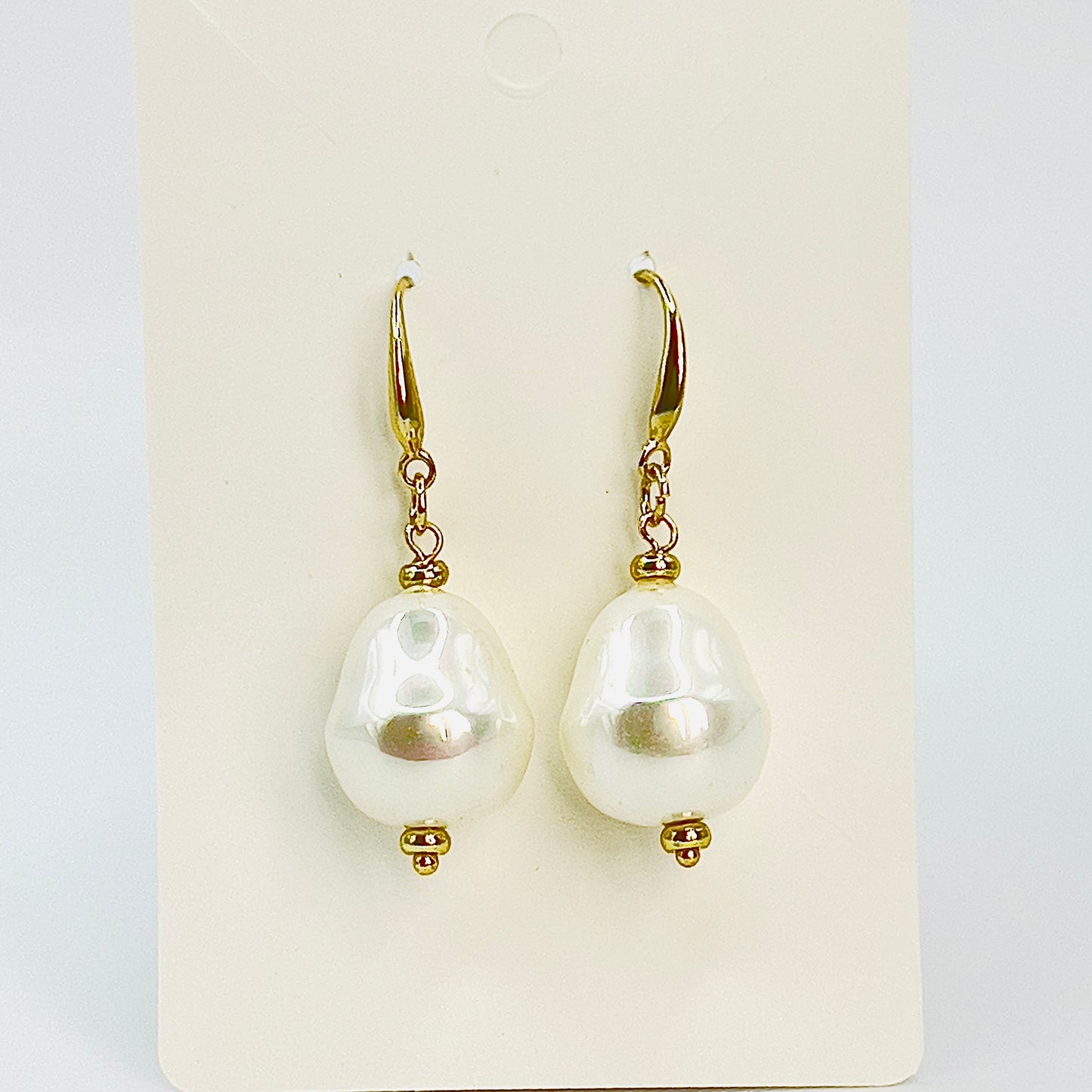 Gold filled - White Pearl Earrings