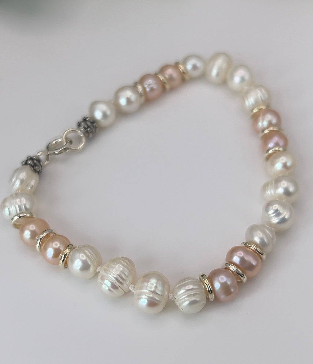 Freshwater Pearls Bracelet in 925 Silver