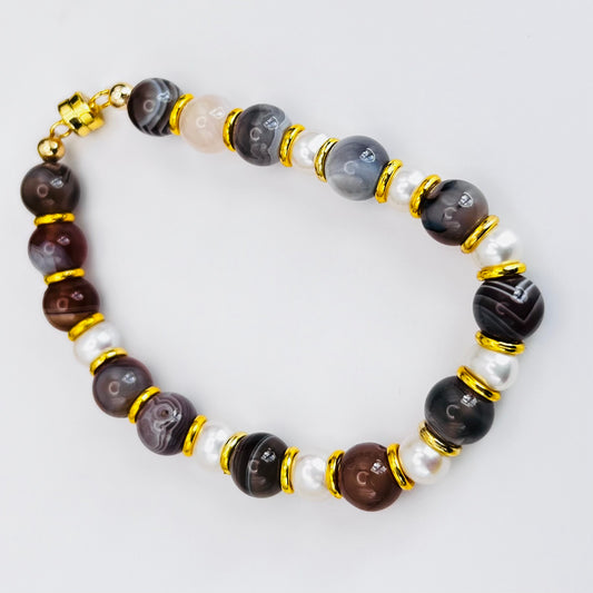 South Sea Pearls with Agate  Gemstone